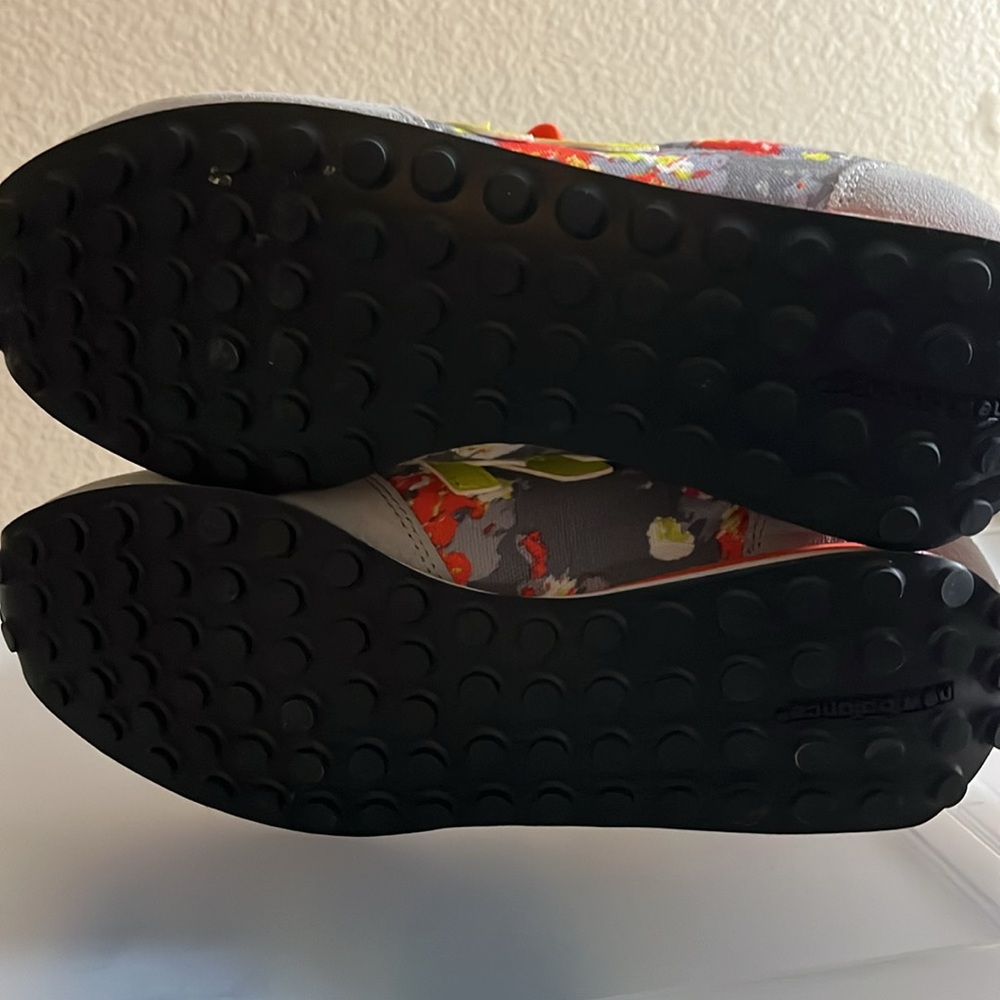 New Balance - Picture 5 of 5